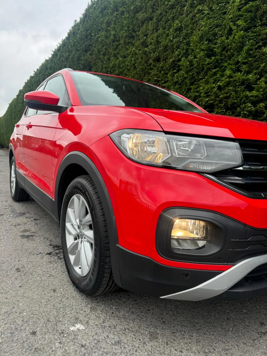 VW T-Cross 2020 TFSi 1.0 LIFE ONLY 25k MILES - Image 2