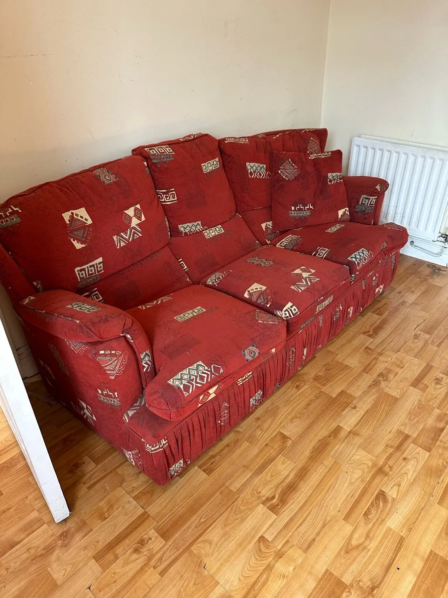 3 piece suite sofas FREE FREE - Image 2
