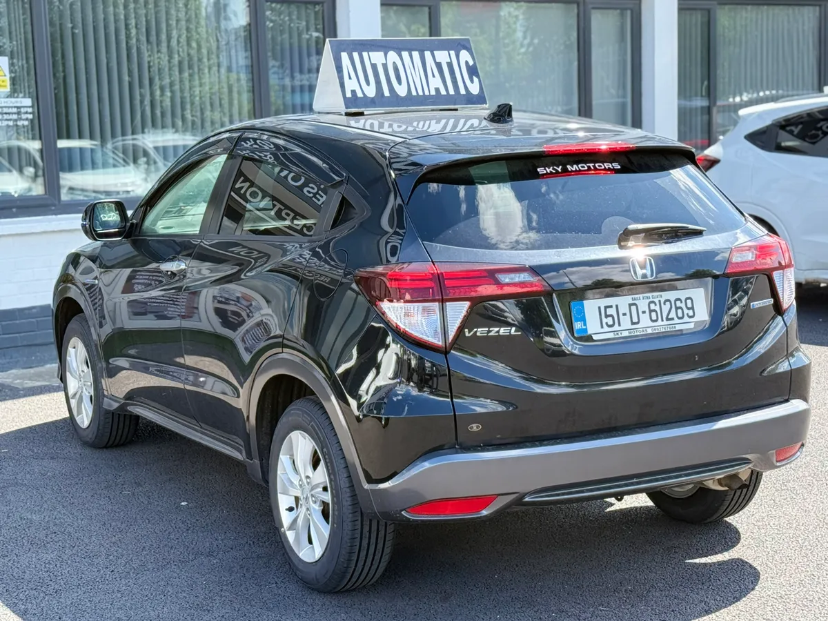 2015 Honda Vezel(HRV)1.5 hybrid auto,43k Miles - Image 4