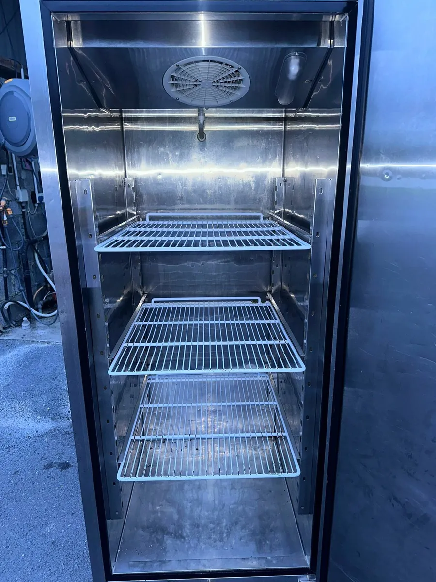 Single door fridge - Image 2