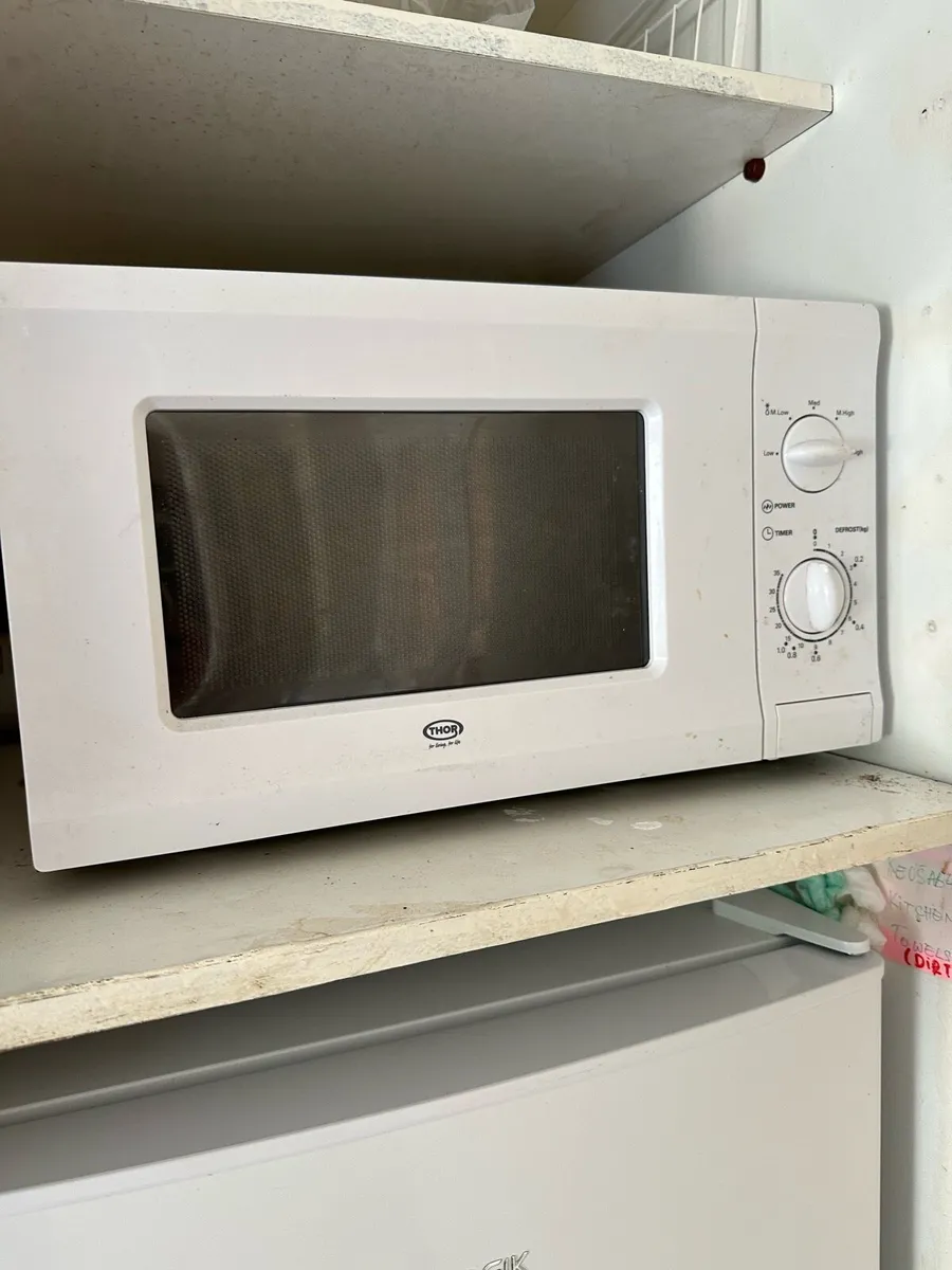 Microwave working perfectly - Image 1