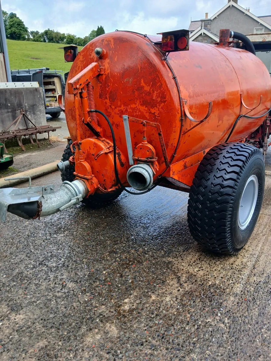 Slurry tanker - Image 2