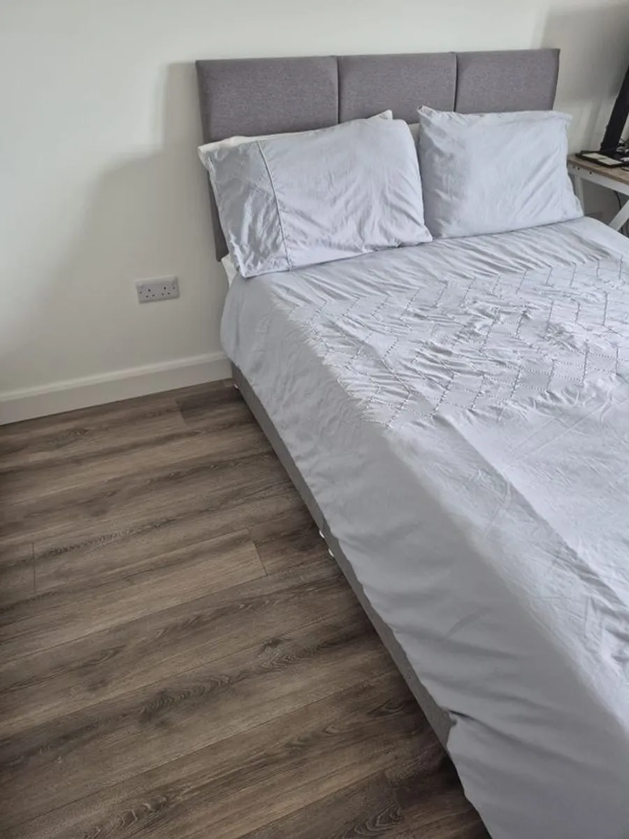 Divan double bed - Image 3