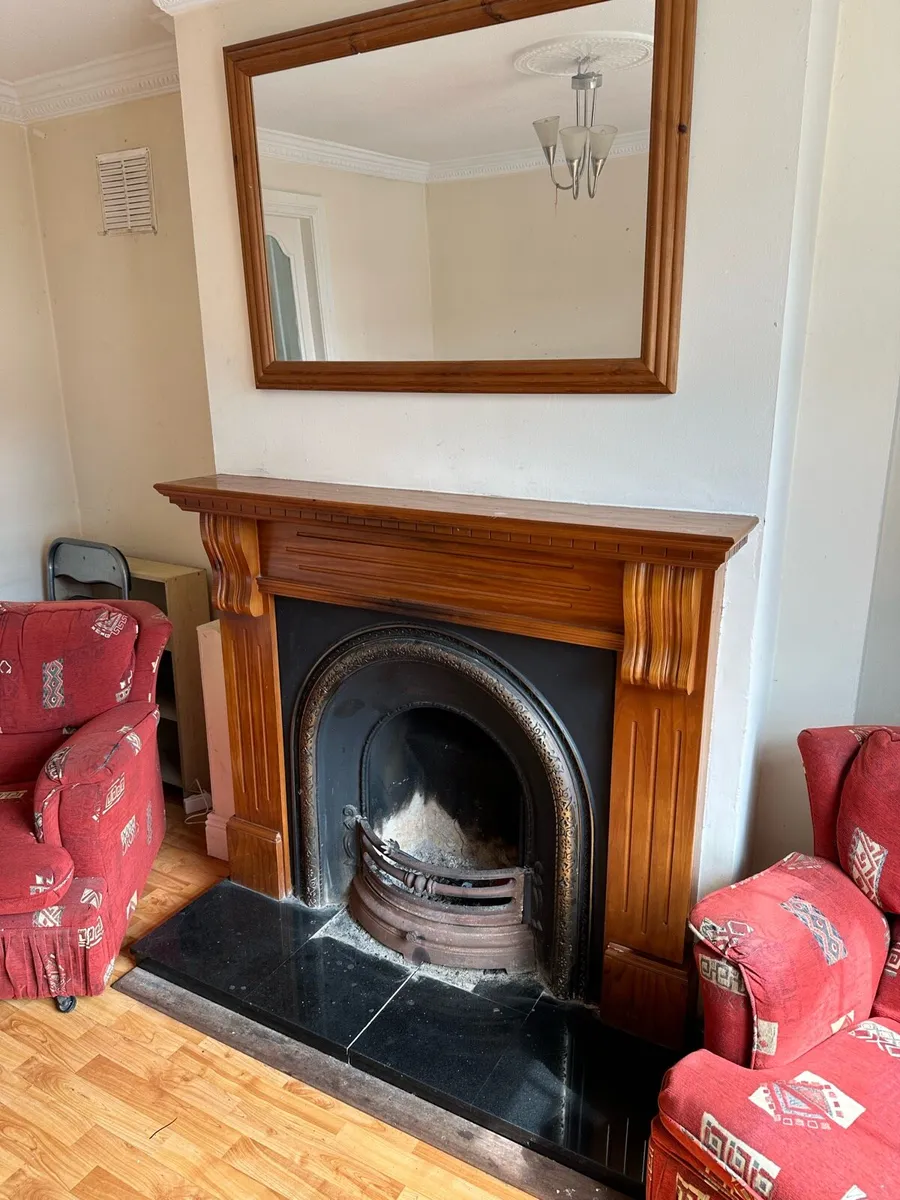 Fire place surround FREE FREE - Image 1