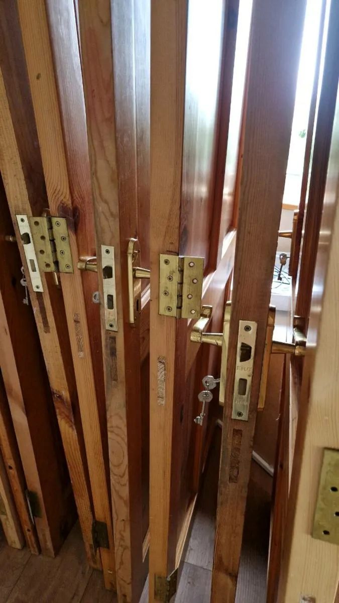 Solid pine doors - Image 1