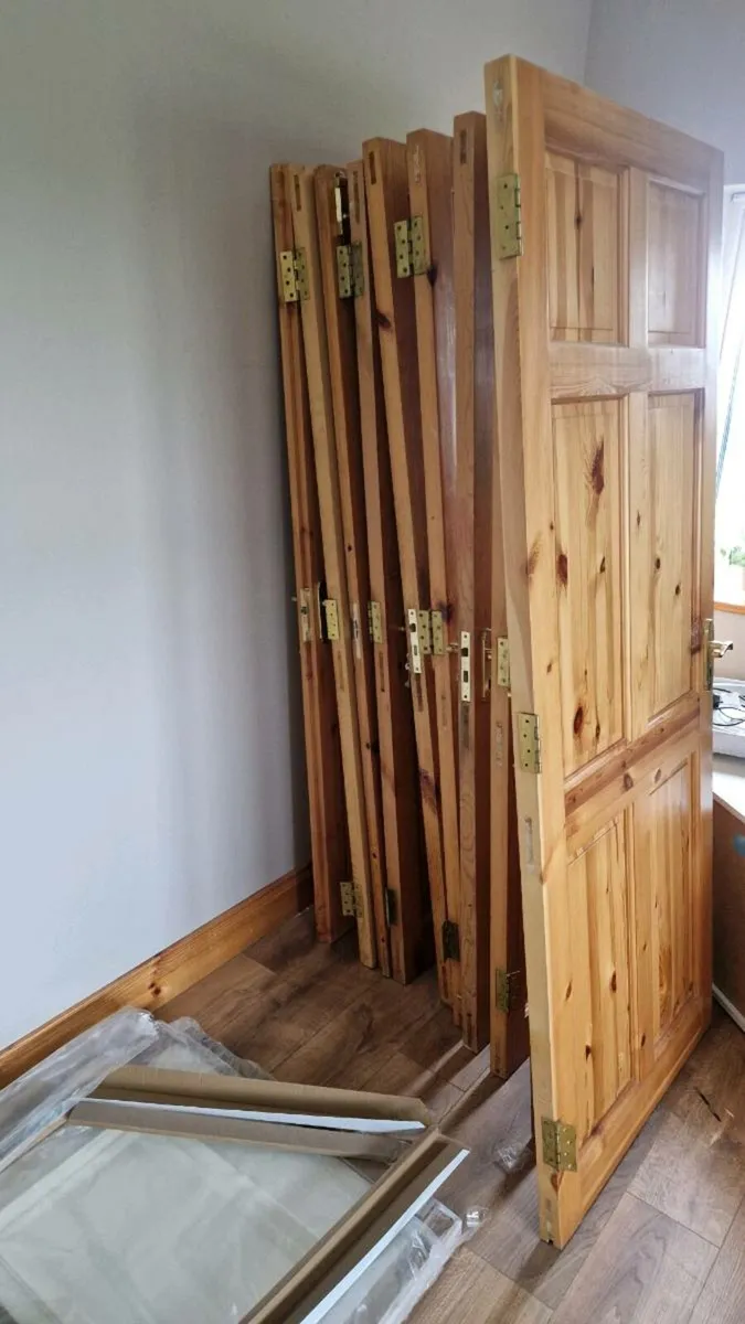 Solid pine doors - Image 3