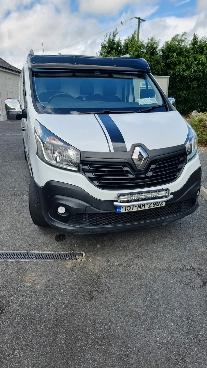 151 Renault Traffic - Image 1