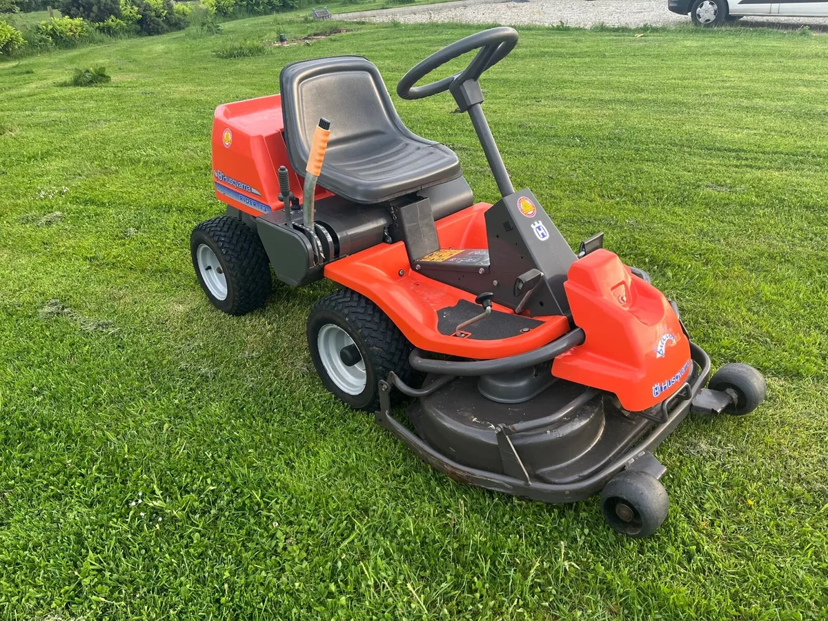 Husqvarna ride on lawnmower - Image 2