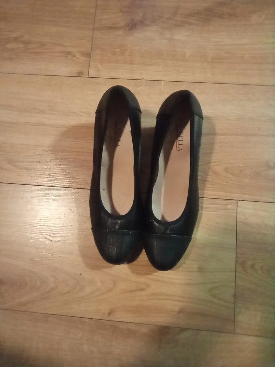 shoe - Image 2
