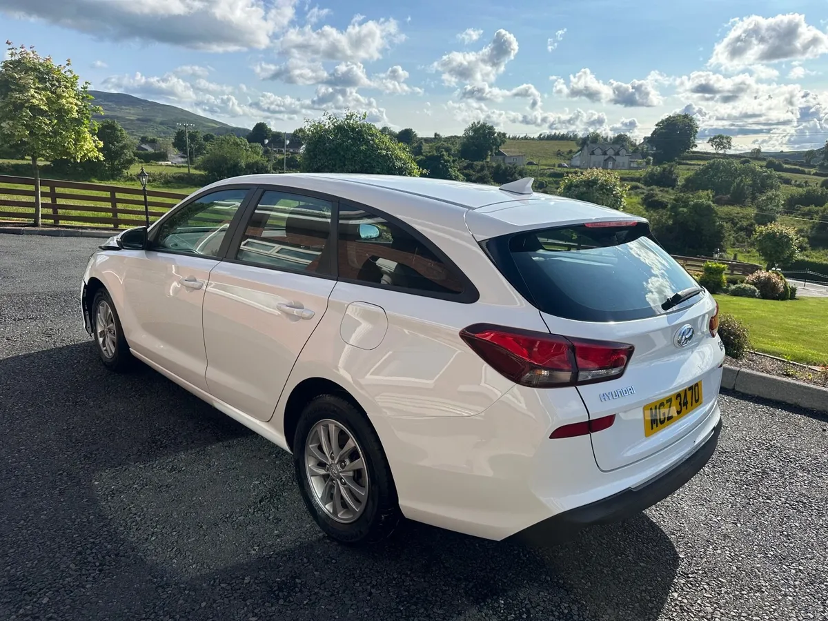 2019 Hyundai i30. Category N. - Image 2