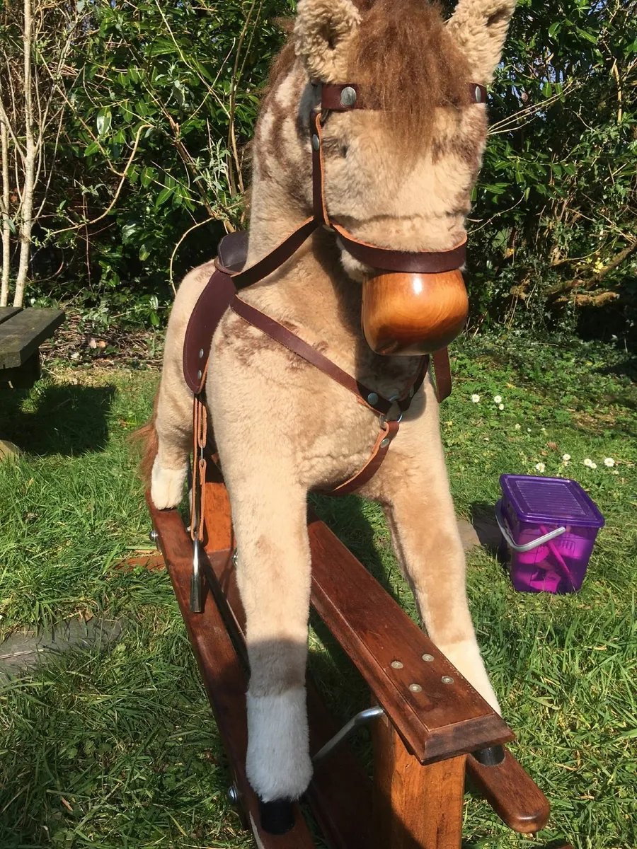MJ Mark rocking horse - Image 2