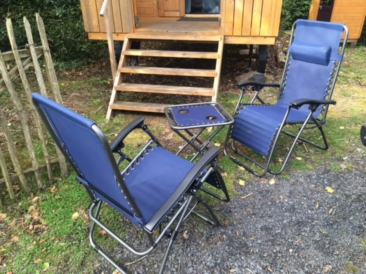 Brand new foldable  garden chair and table set - Image 1