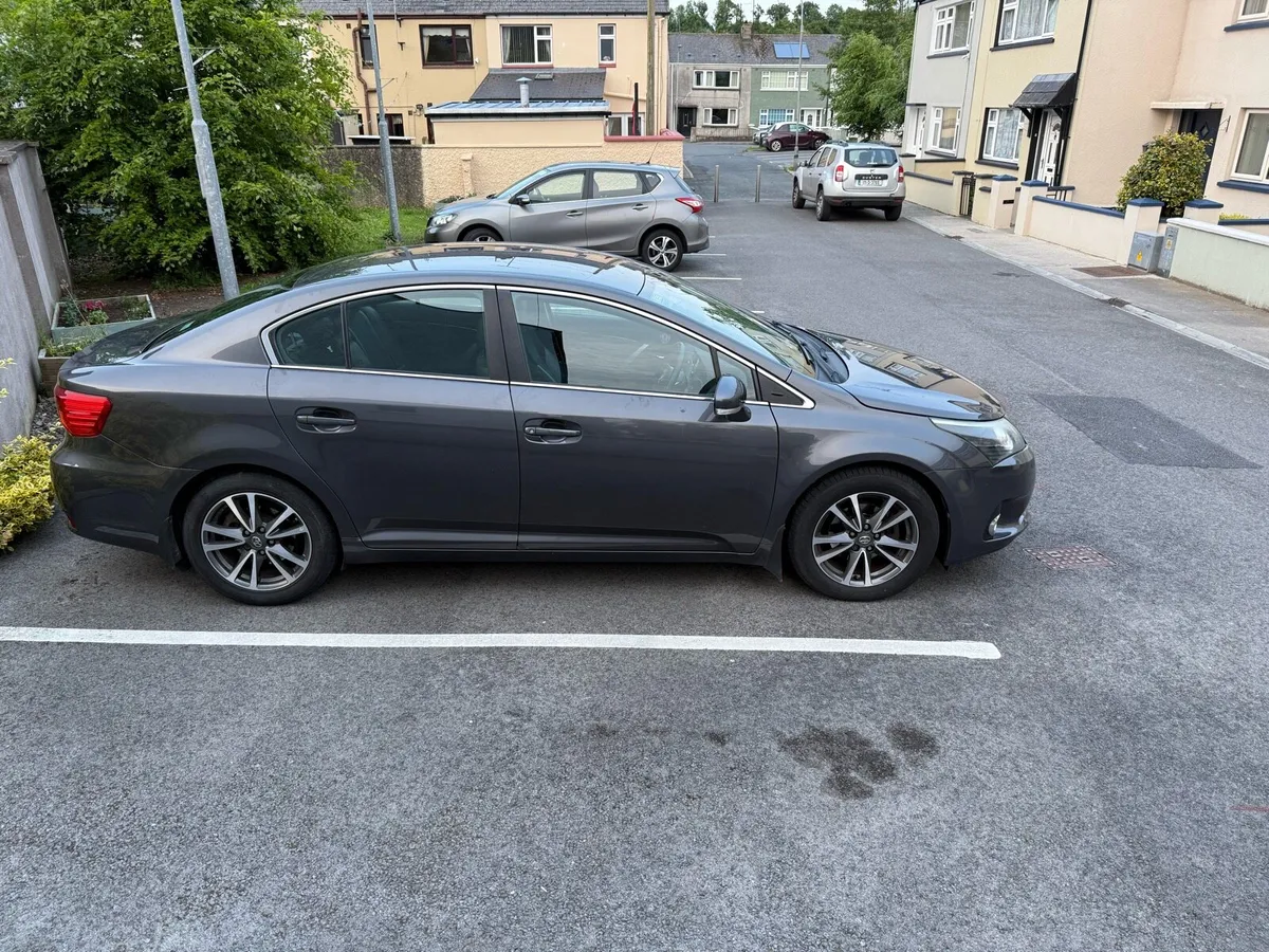151 Toyota Avensis 2.0 D4D ICON - Image 2