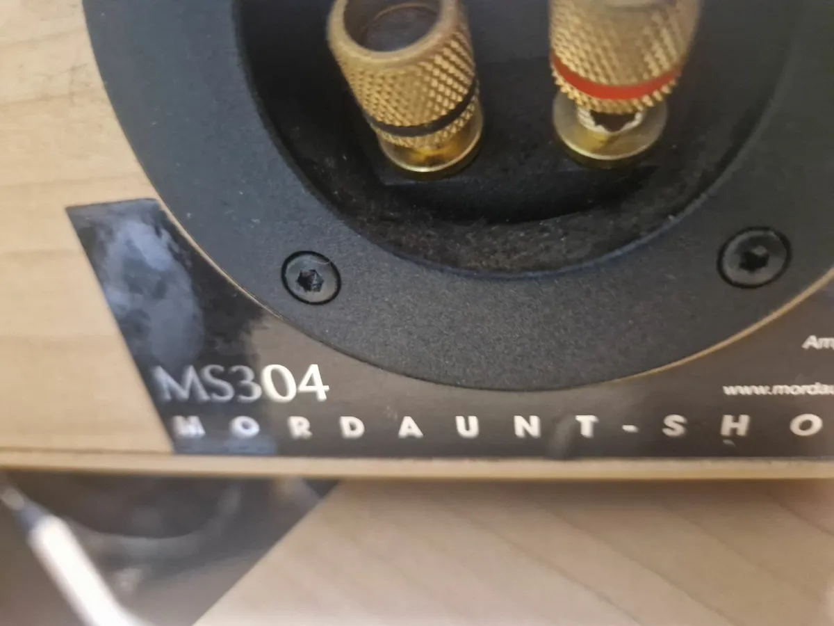 Surround sound speakers and equipment - Image 3