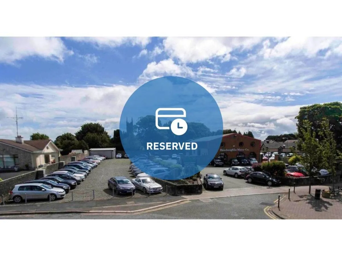Volkswagen Golf Highline 1.2tsi 105BHP 5DR  low K