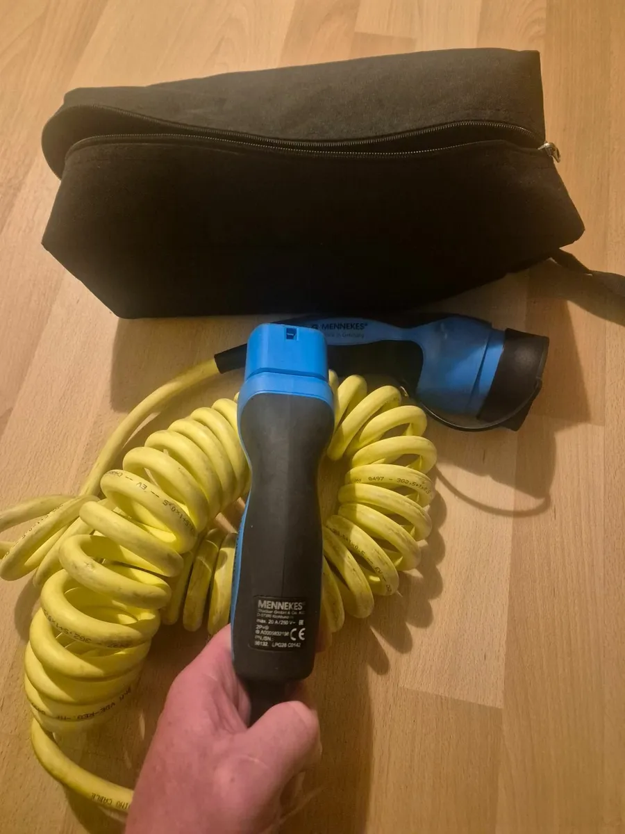 ev charging cable mennekes mercedes - Image 1