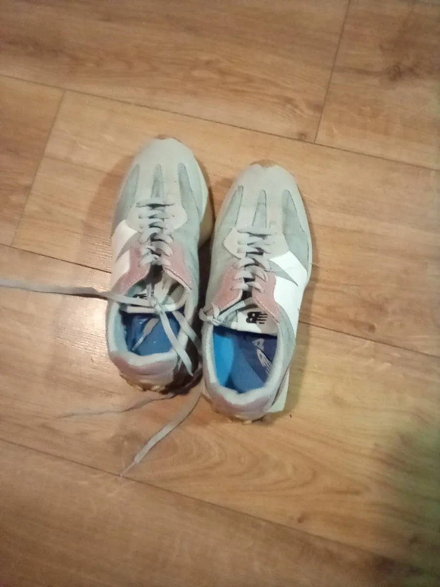 sneakers - Image 2