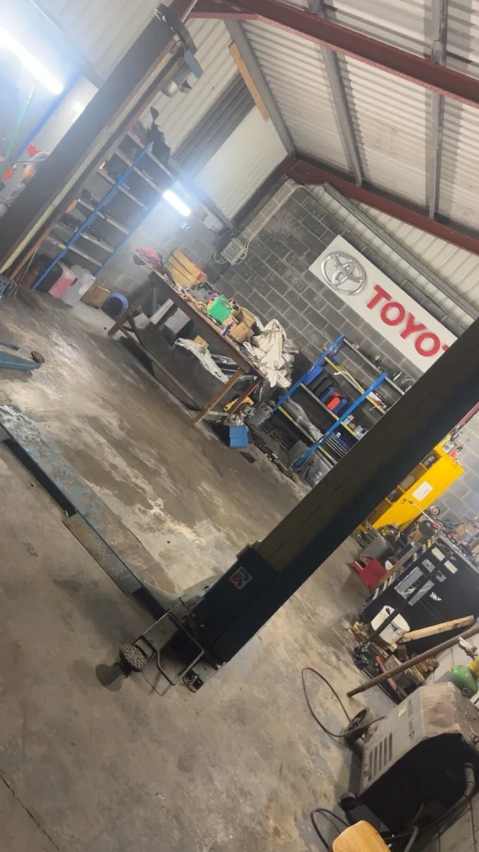 Car lift - Image 2