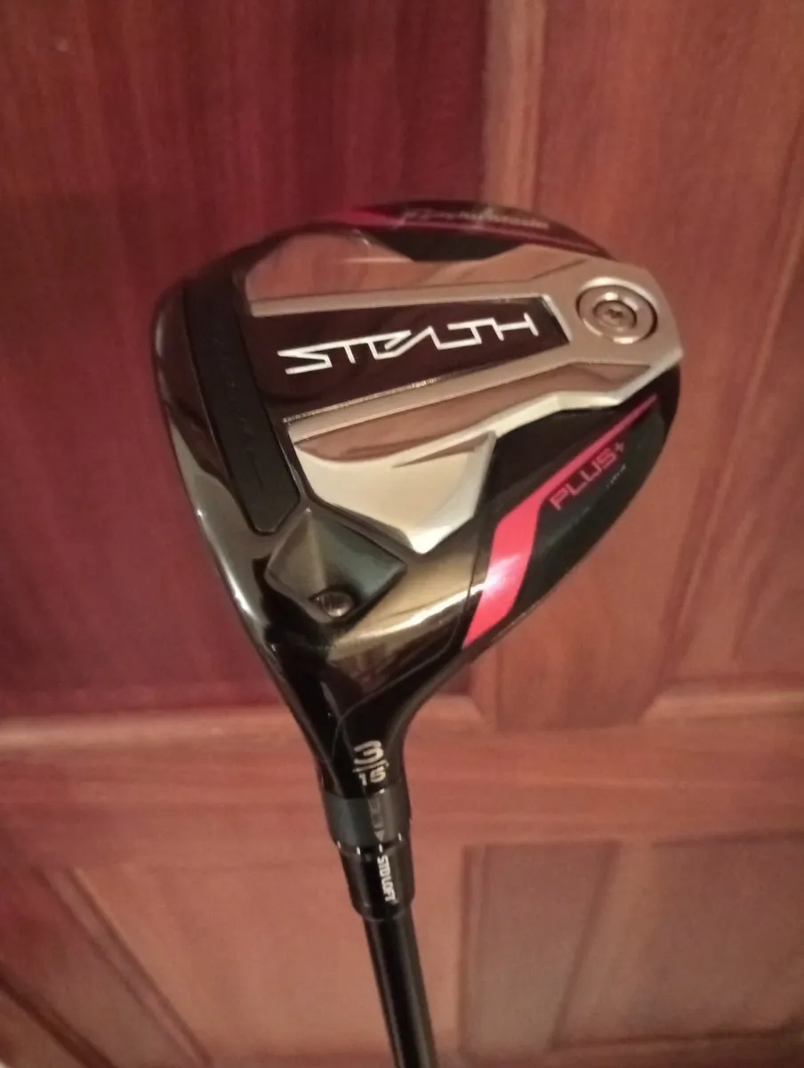 TaylorMade Left Hand 3 Wood Stealth +Reg Flex NEW - Image 1