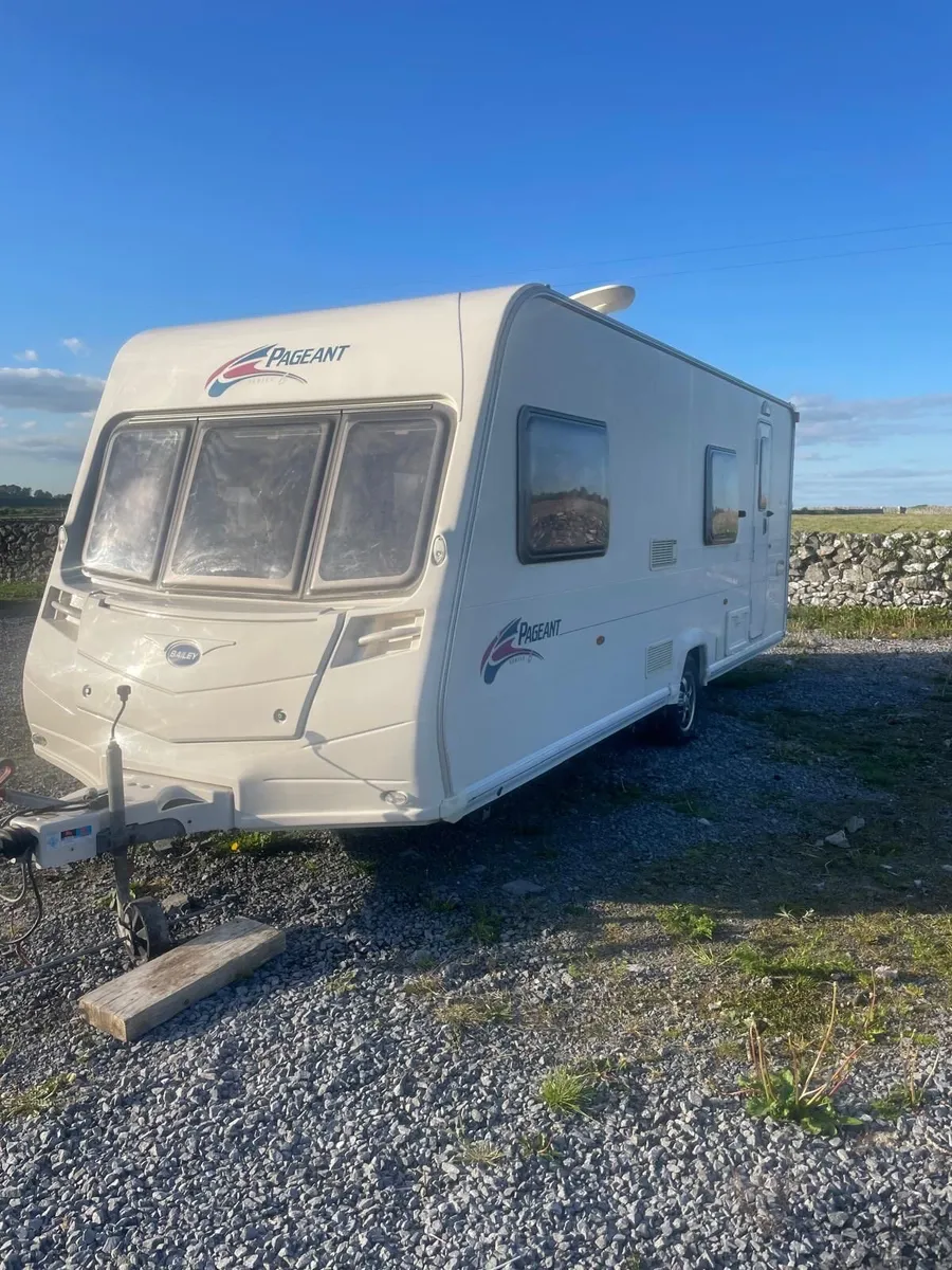 Bailey pageant caravan - Image 3