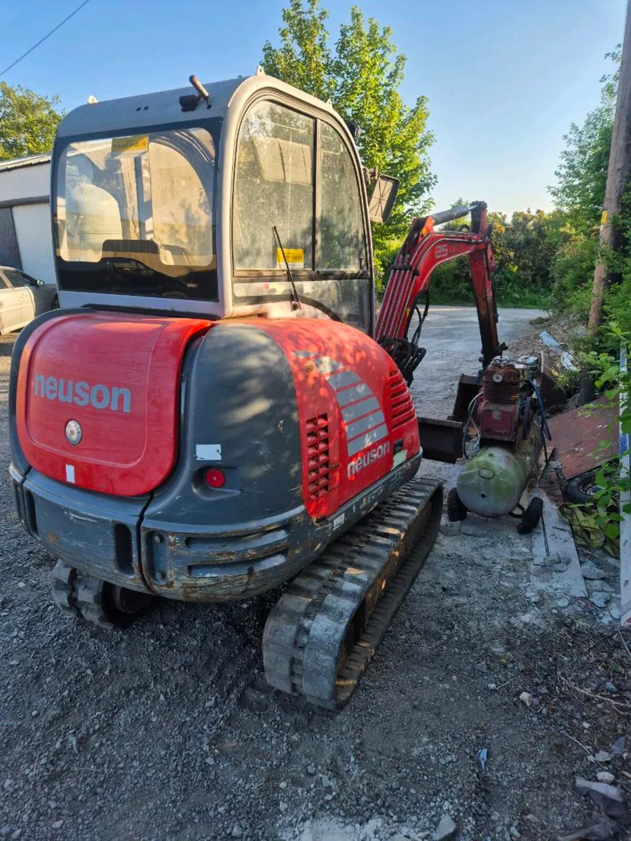 Neuson 2.5ton - Image 3