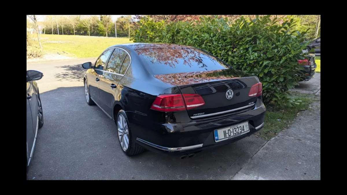 Volkswagen Passat 2 litre diesel - Image 3