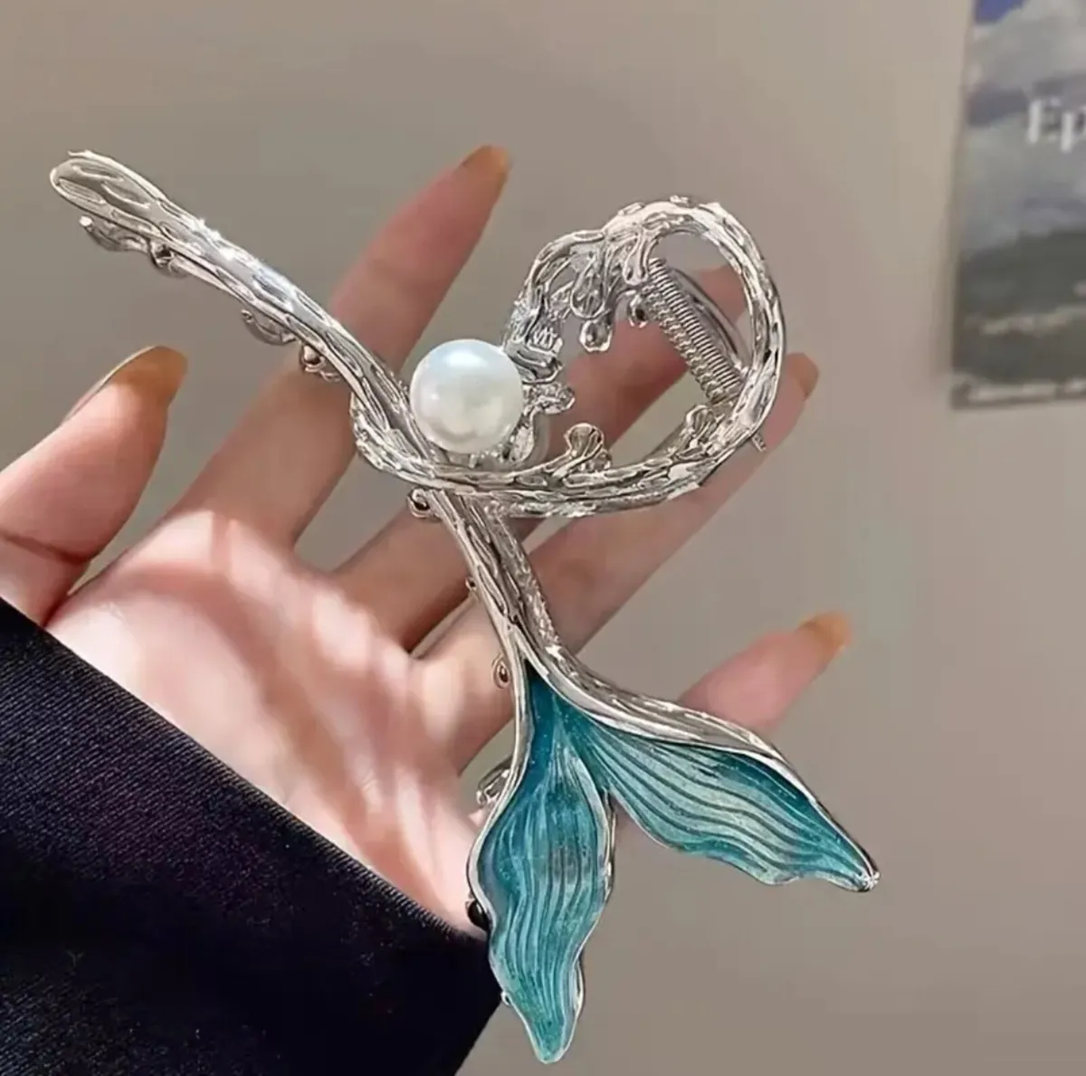 Large Silver Hair Clip with Pearl Imitation and Me - Image 1