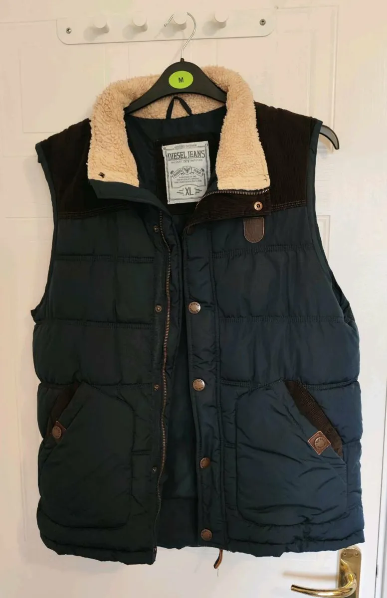Diesel Jeans Men's Vest – Size XL – Faux Fur Colla - Image 1