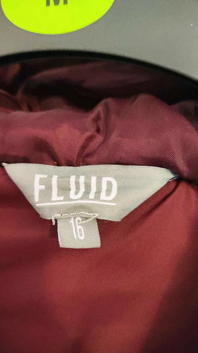 Burgundy Puffer Vest with Hood – Fluid – Size 16 - Image 3