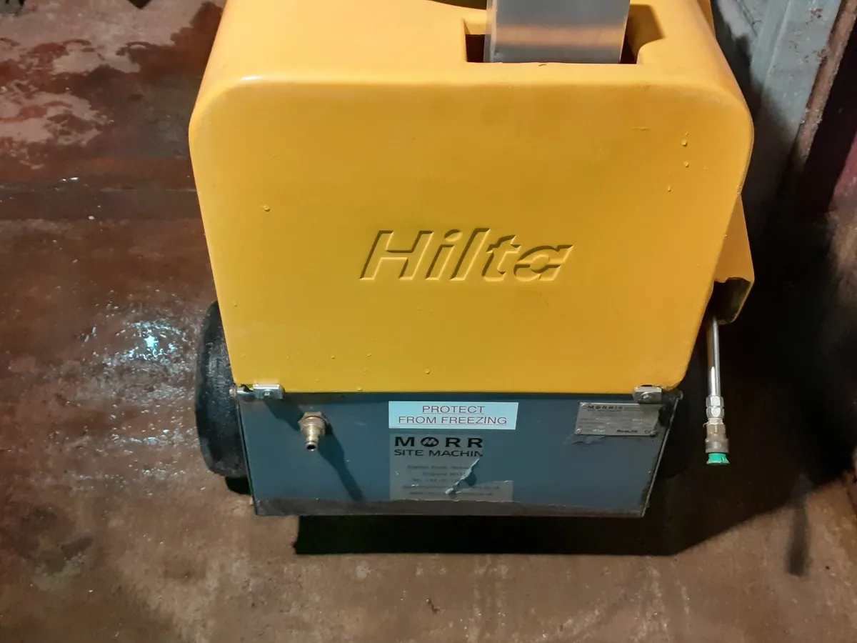 HILTA TW100 HOT PRESSURE WASHER - Image 2