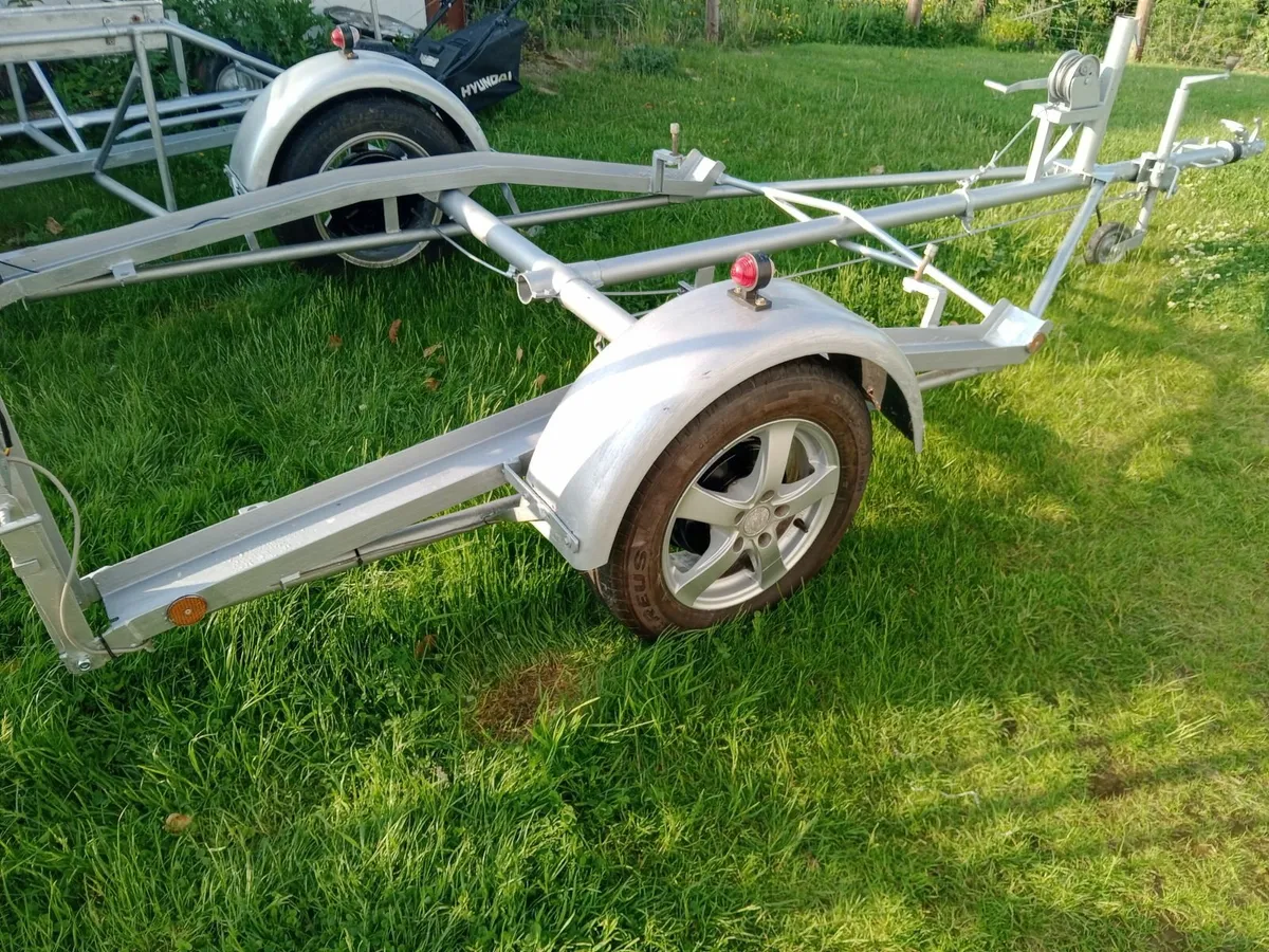 Trailer - Image 1