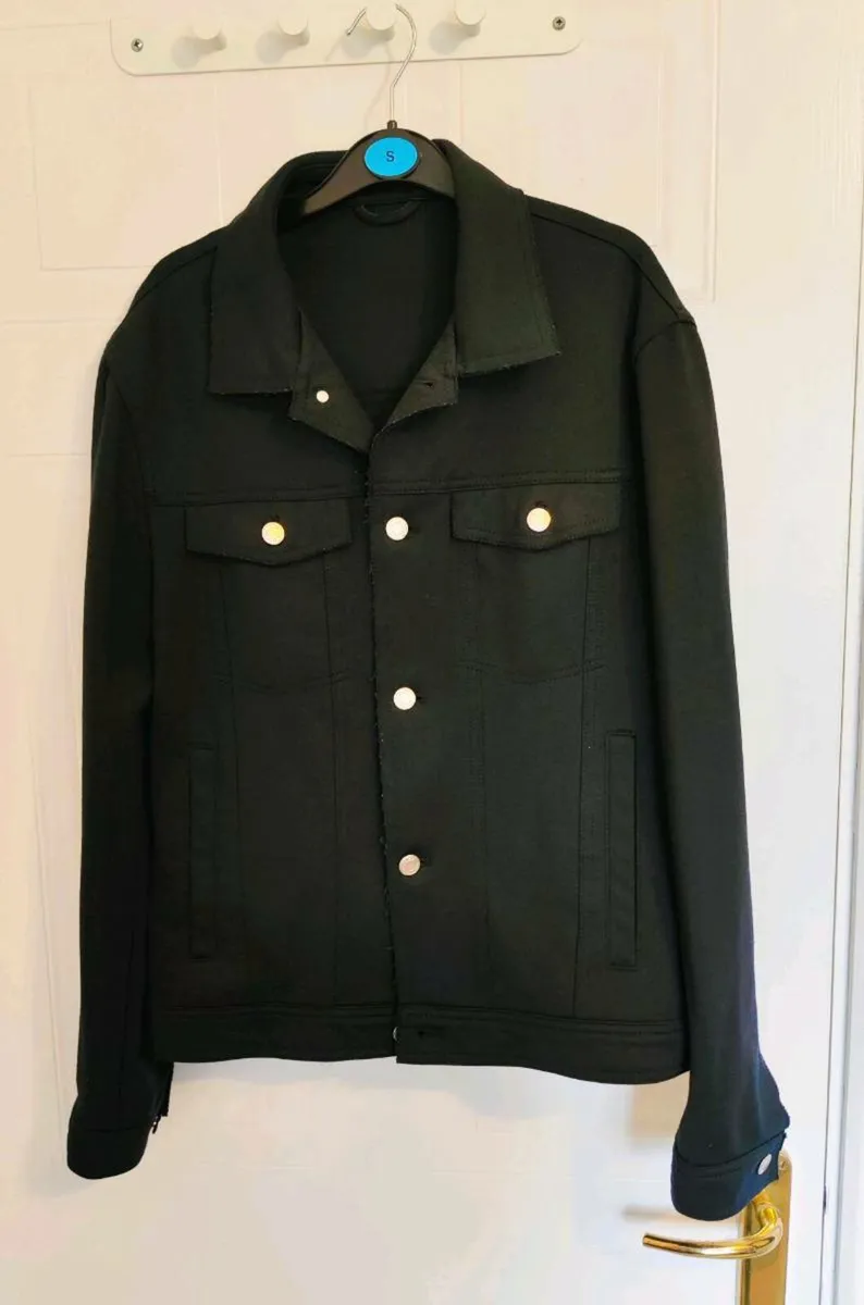 Black Denim Jacket Zara man - Image 3