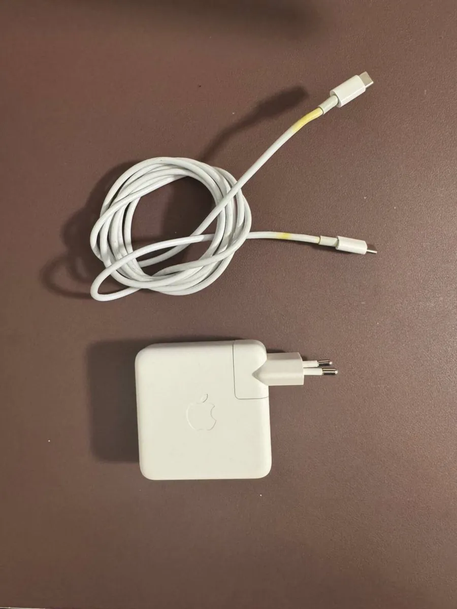 MacBook Pro 13 inch M1 2020 excellent condition - Image 2