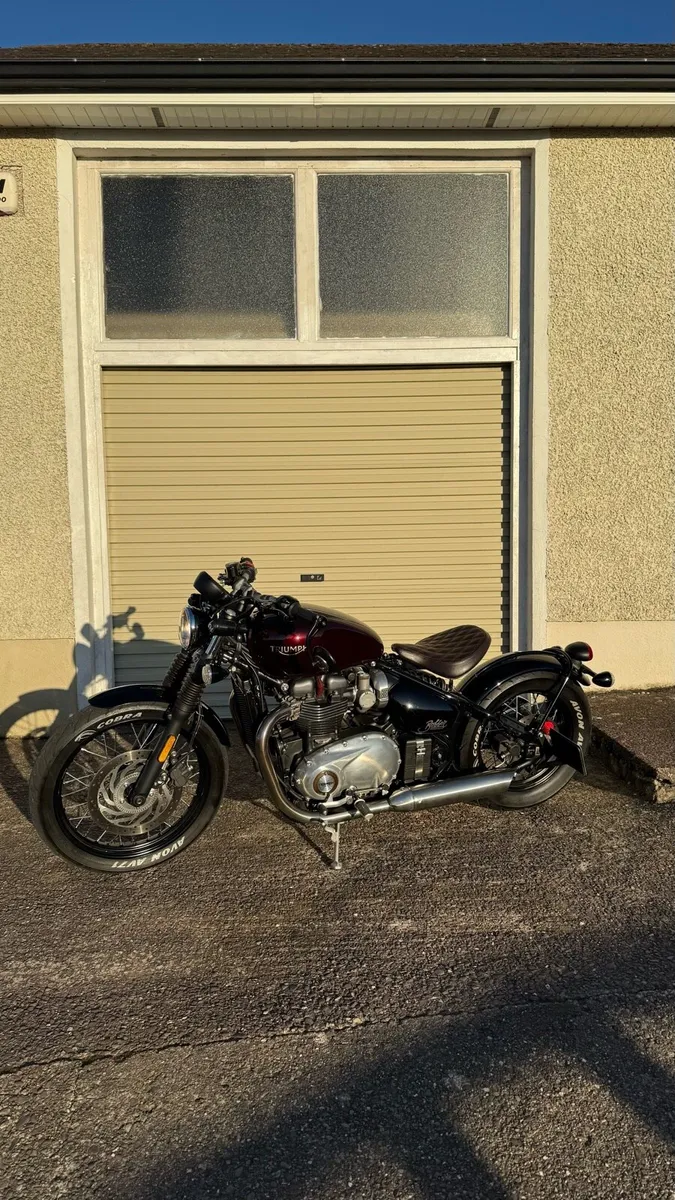 Triumph Bonneville Bobber 1200cc - Image 4