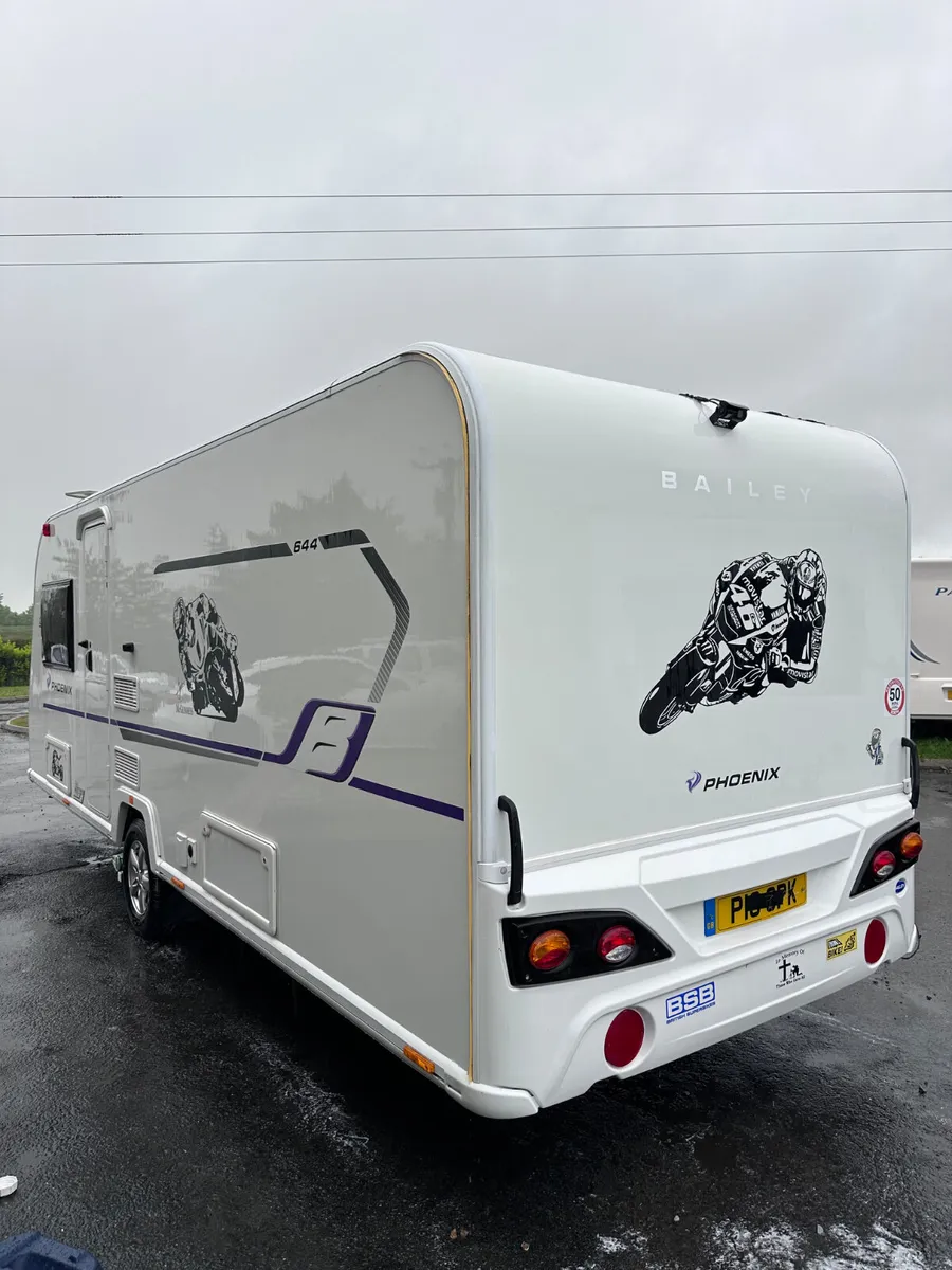 ✨STUNNING 2020 BAILEY PHOENIX 4 BERTH FIXED BED✨ - Image 4