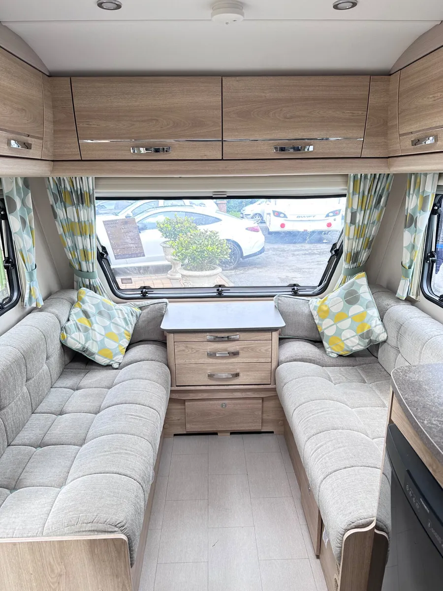 ✨2019 ELDDIS XPLORE 4 BERTH ISLAND BED✨ - Image 3