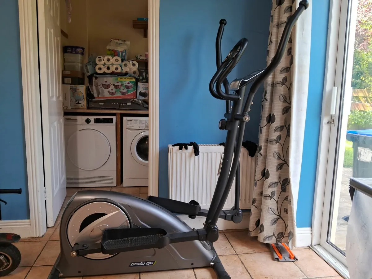 Exercise bike - Image 2