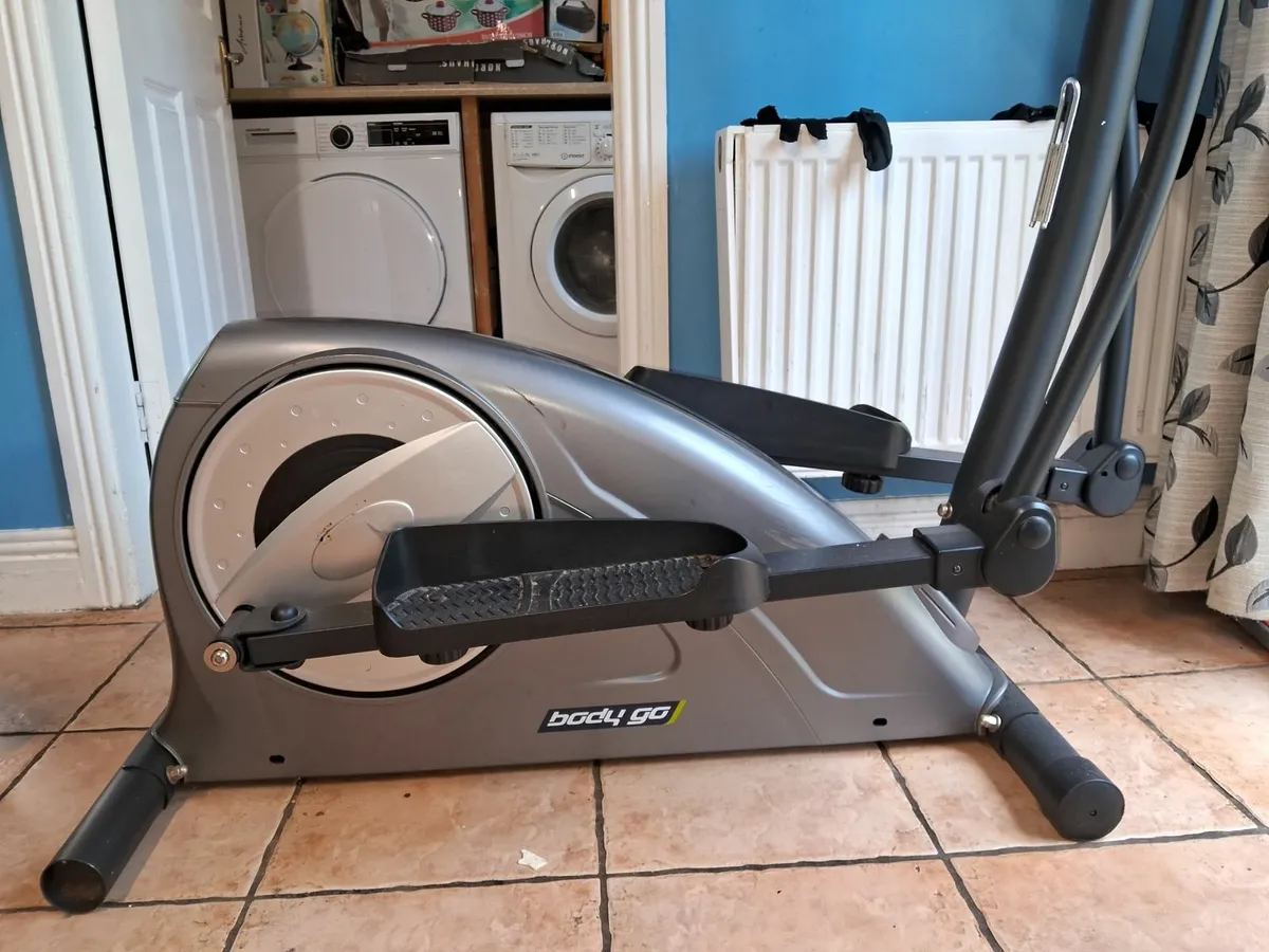 Exercise bike - Image 4