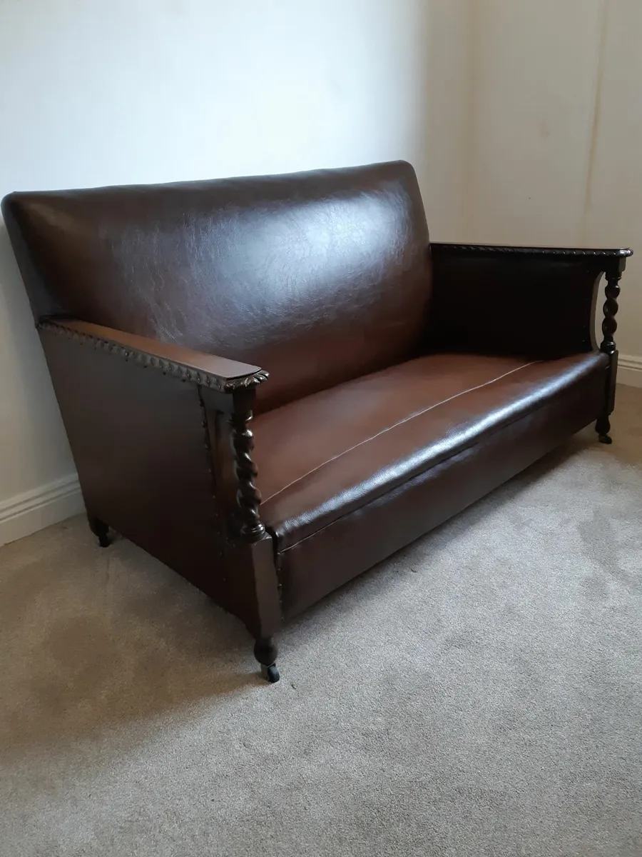 Lovely Oak Edwardian Bergere Leather Suite - Image 4
