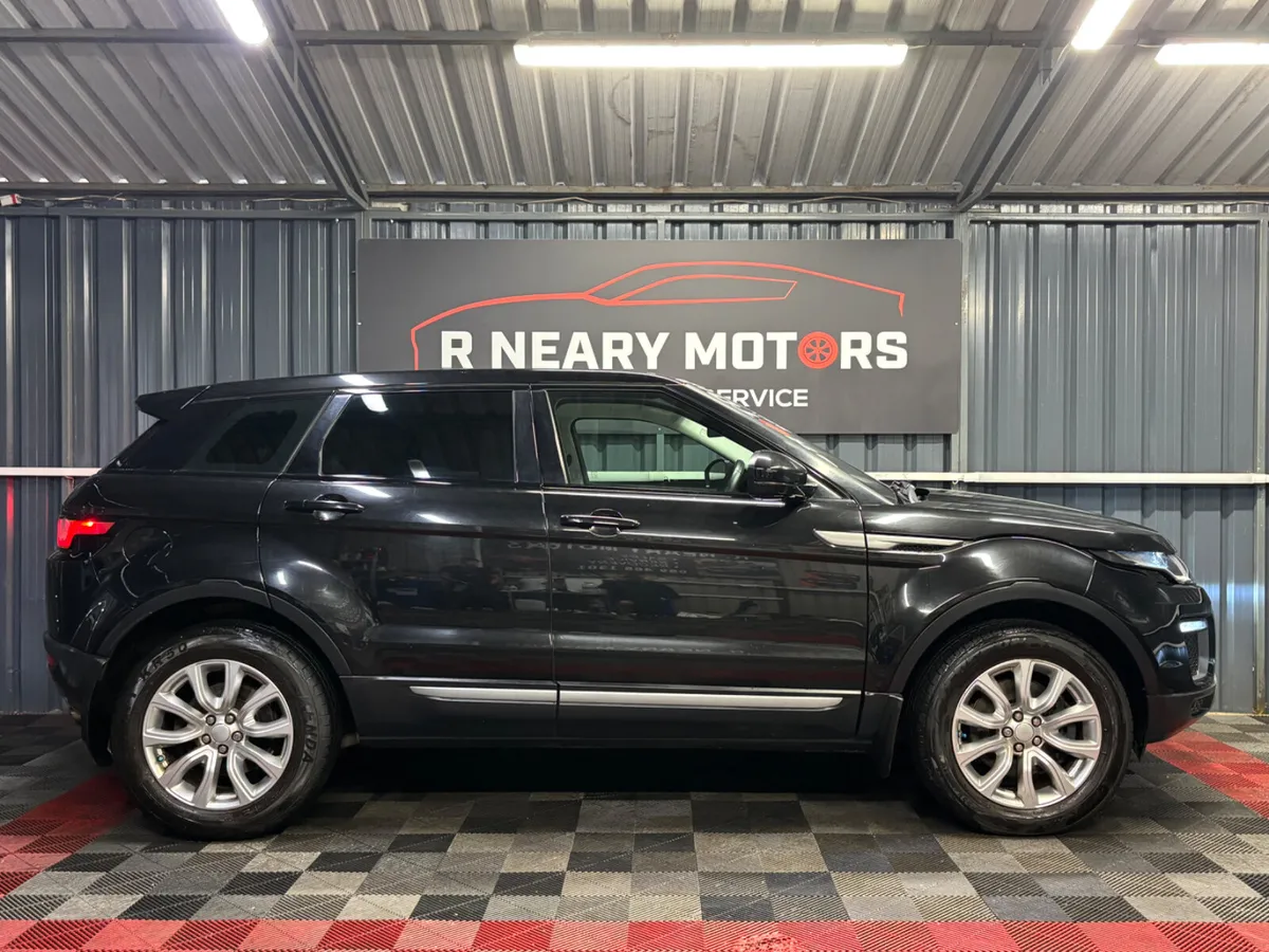 2016 Land Rover Range Rover Evoque 2.0 TD4 Manual - Image 4