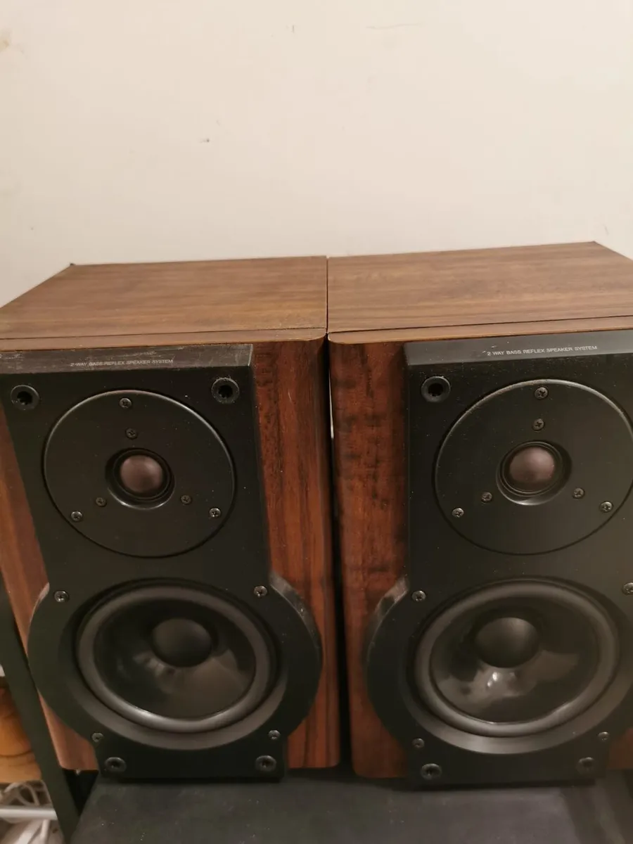 AIWA Bookshelf Speakers - Image 1