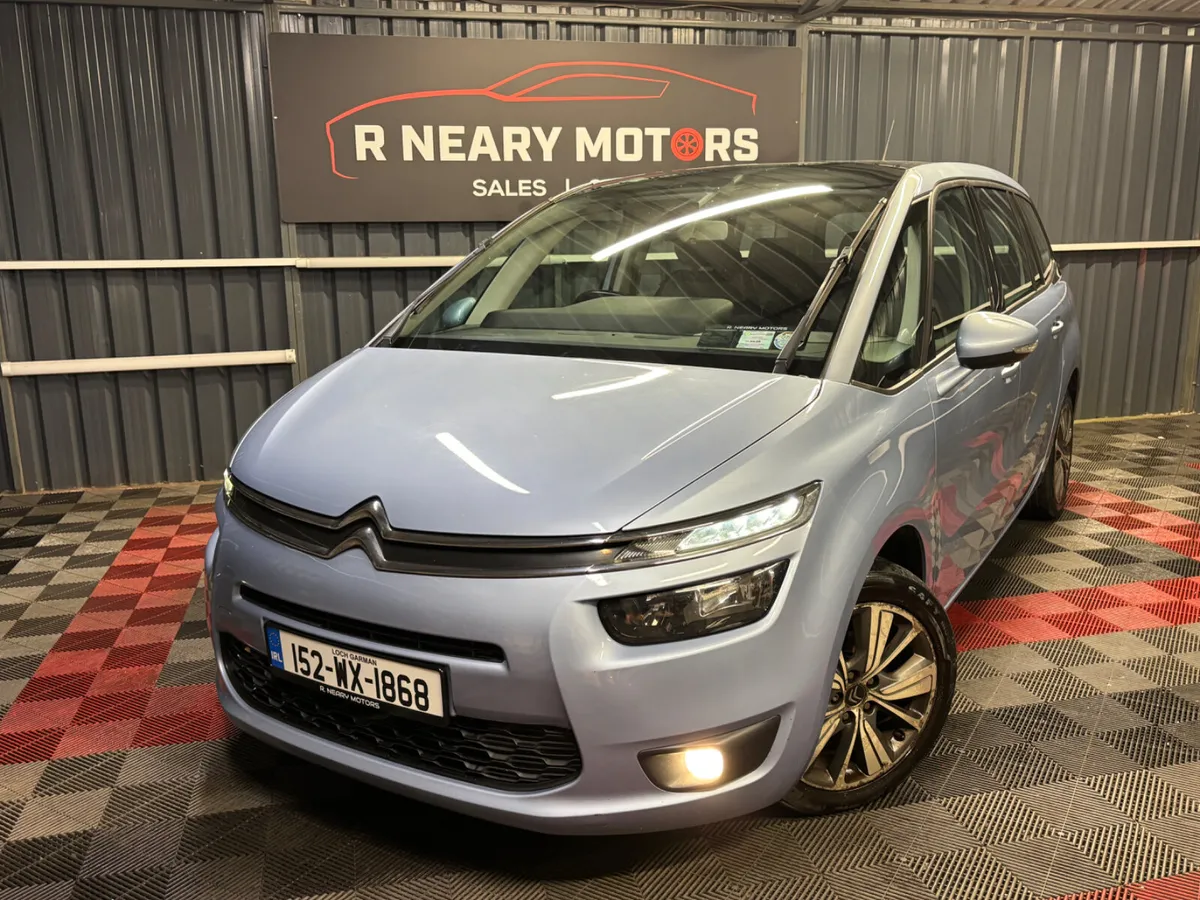 2015 152 Citroen C4 7 Seat Diesel Manual - Image 1