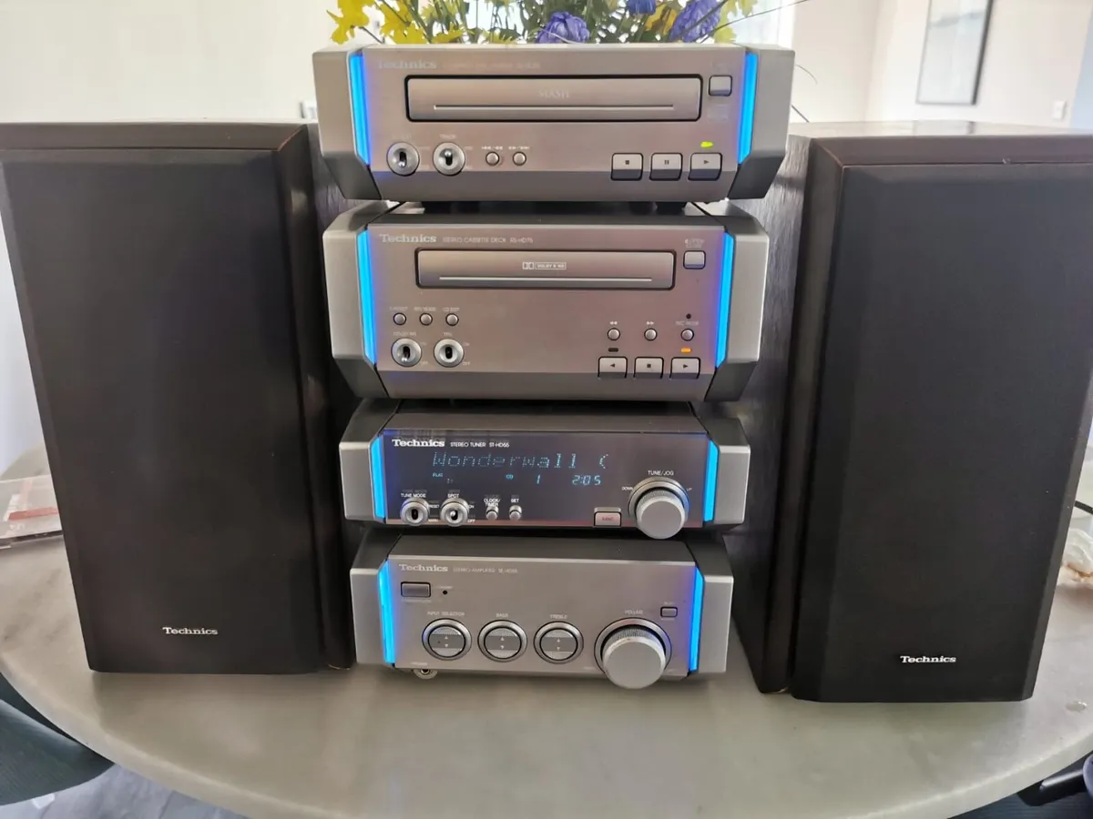 Technics Hi-Fi - Image 1