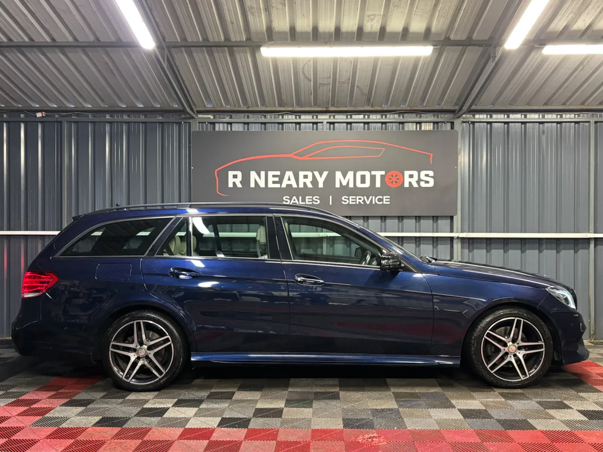 2015 Mercedes-Benz E-Class E300 Hybrid AMG Estate - Image 4