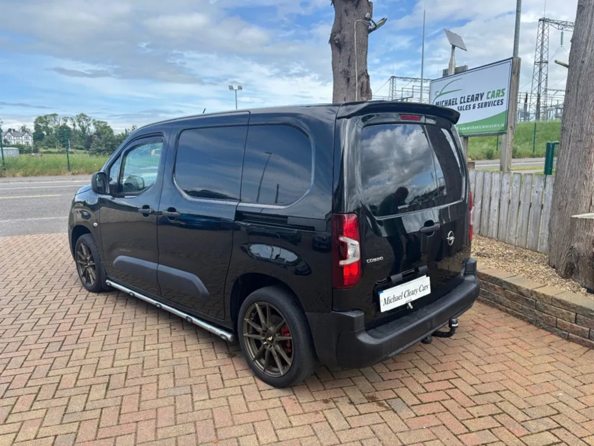 Opel Combo Cargo L1h1 75ps 5DR - Image 3