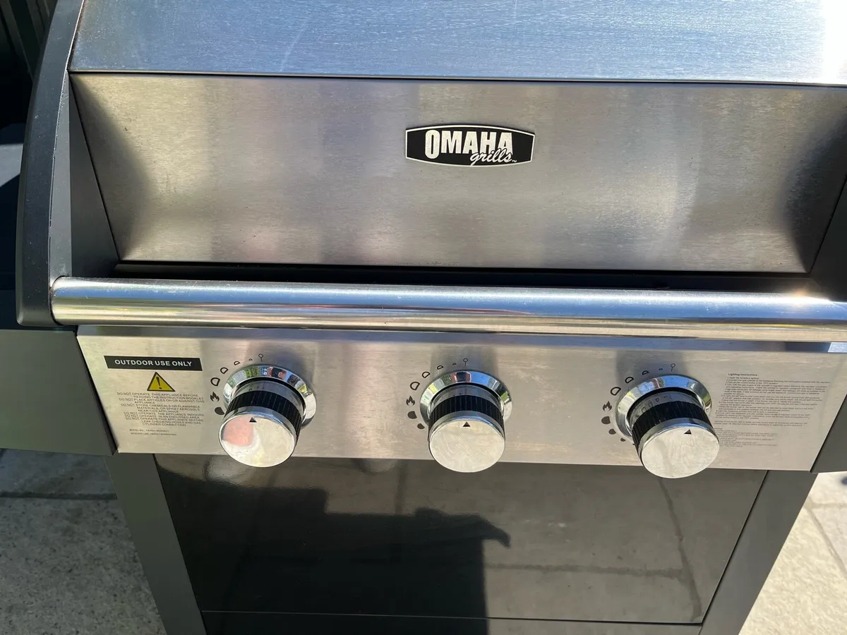 Omaha 3 Burner Gas BBQ - Image 4