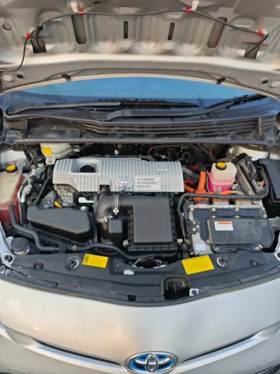 Toyota Prius 2013 - Image 4