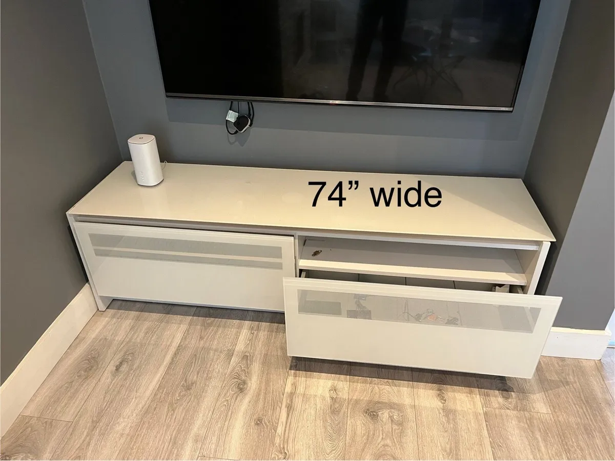 TV UNIT - Image 2