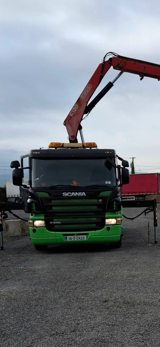 Trucks Scania flatbed with fassi 130 crane - Image 2