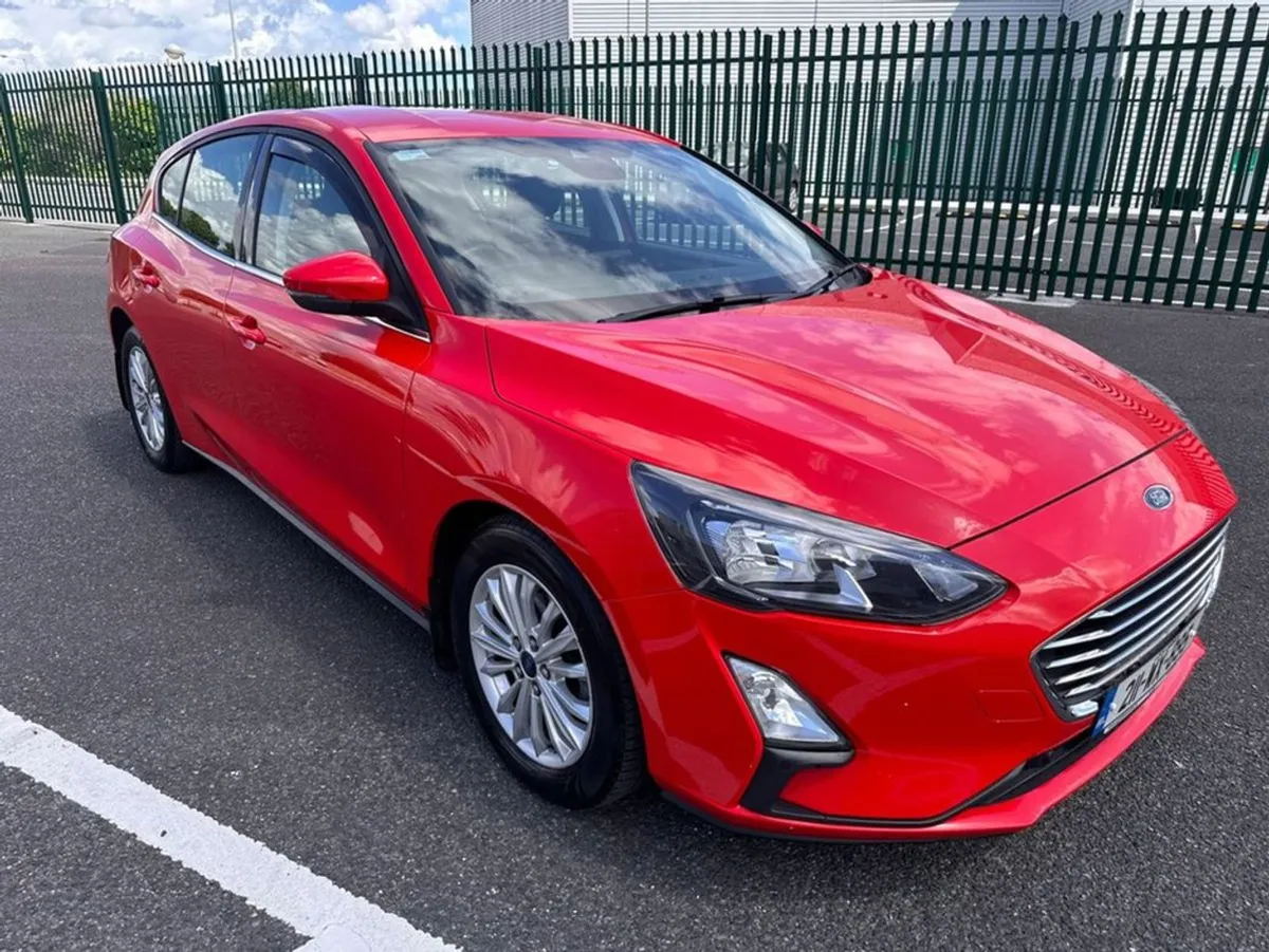 Ford Focus 1.5 Tdci  Titanium Edition  New Nct  N - Image 3